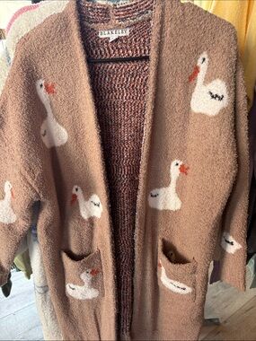 Blakeley Women's Brown Goose-Print Open Cardigan